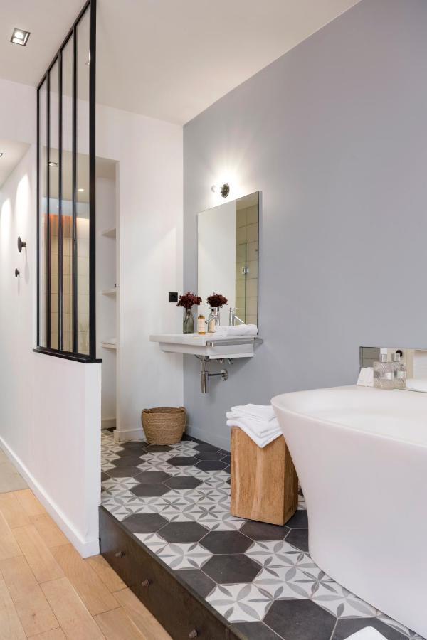 Mihotel Charite Лион Экстерьер фото